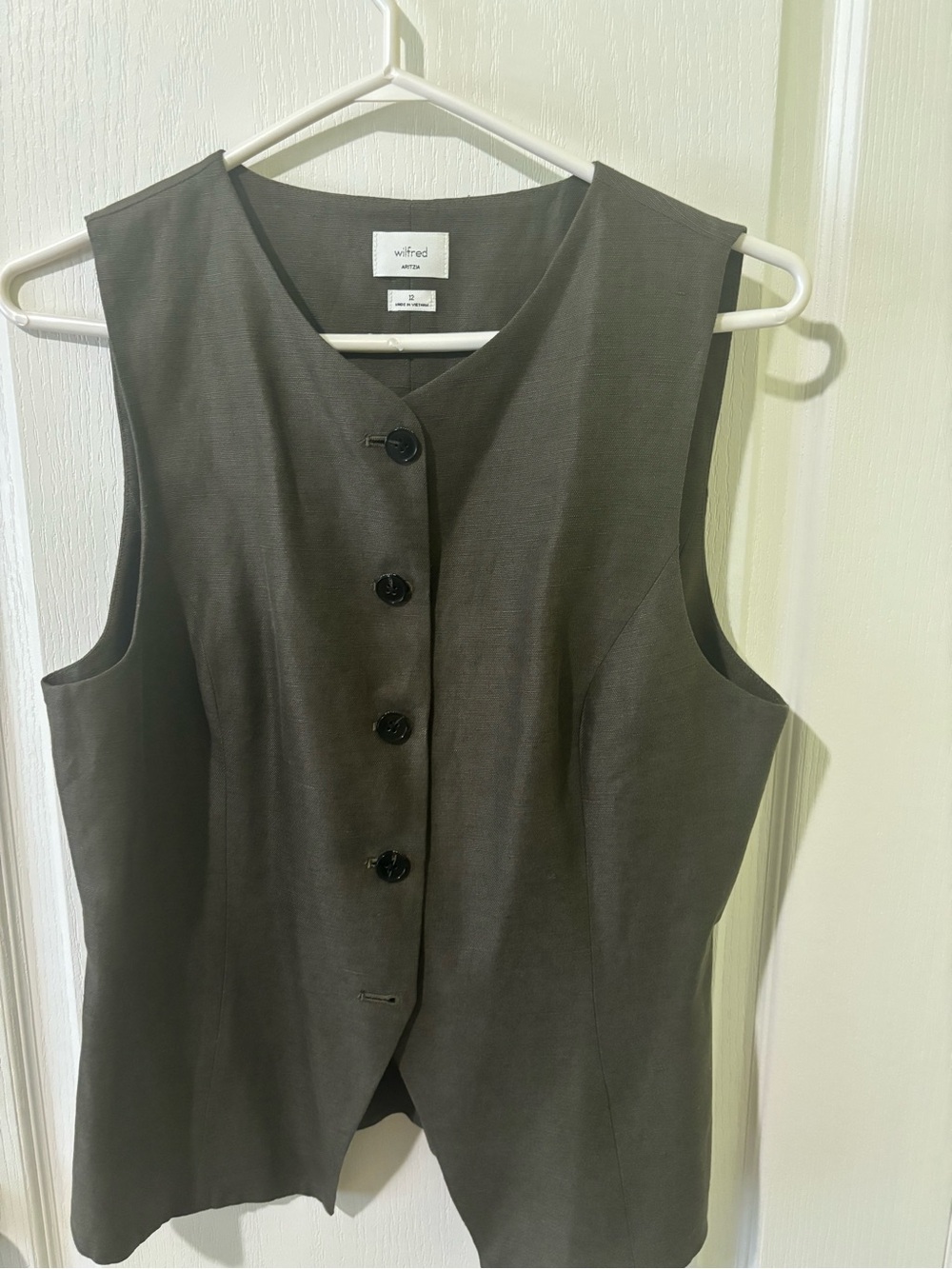 Wilfred PowerLinen™ Regal Linen Olive Green  Vest